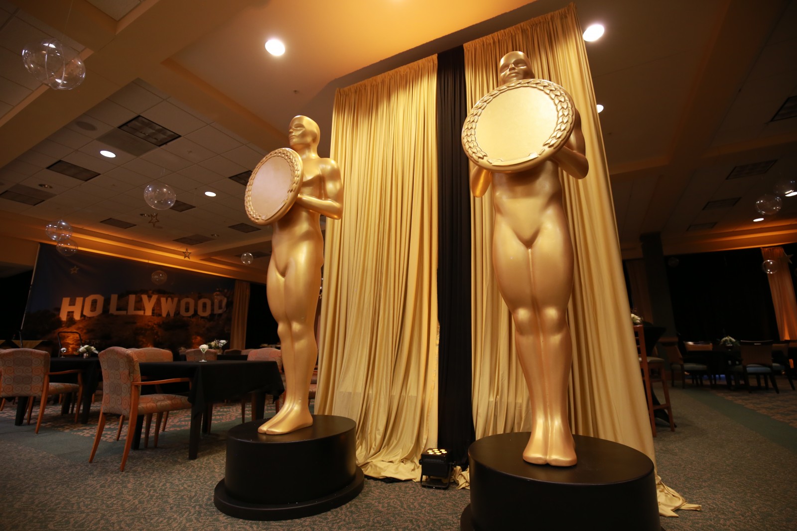 Academy Award Statues Display Group