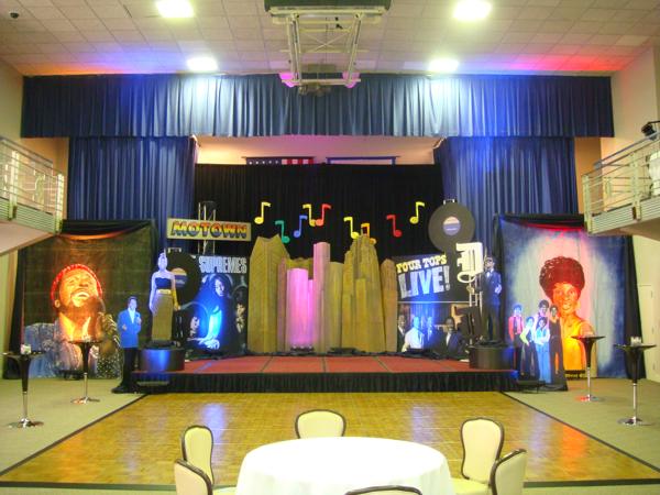 motown-stage-and-decor