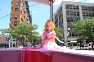 Princess Peach Table Statue